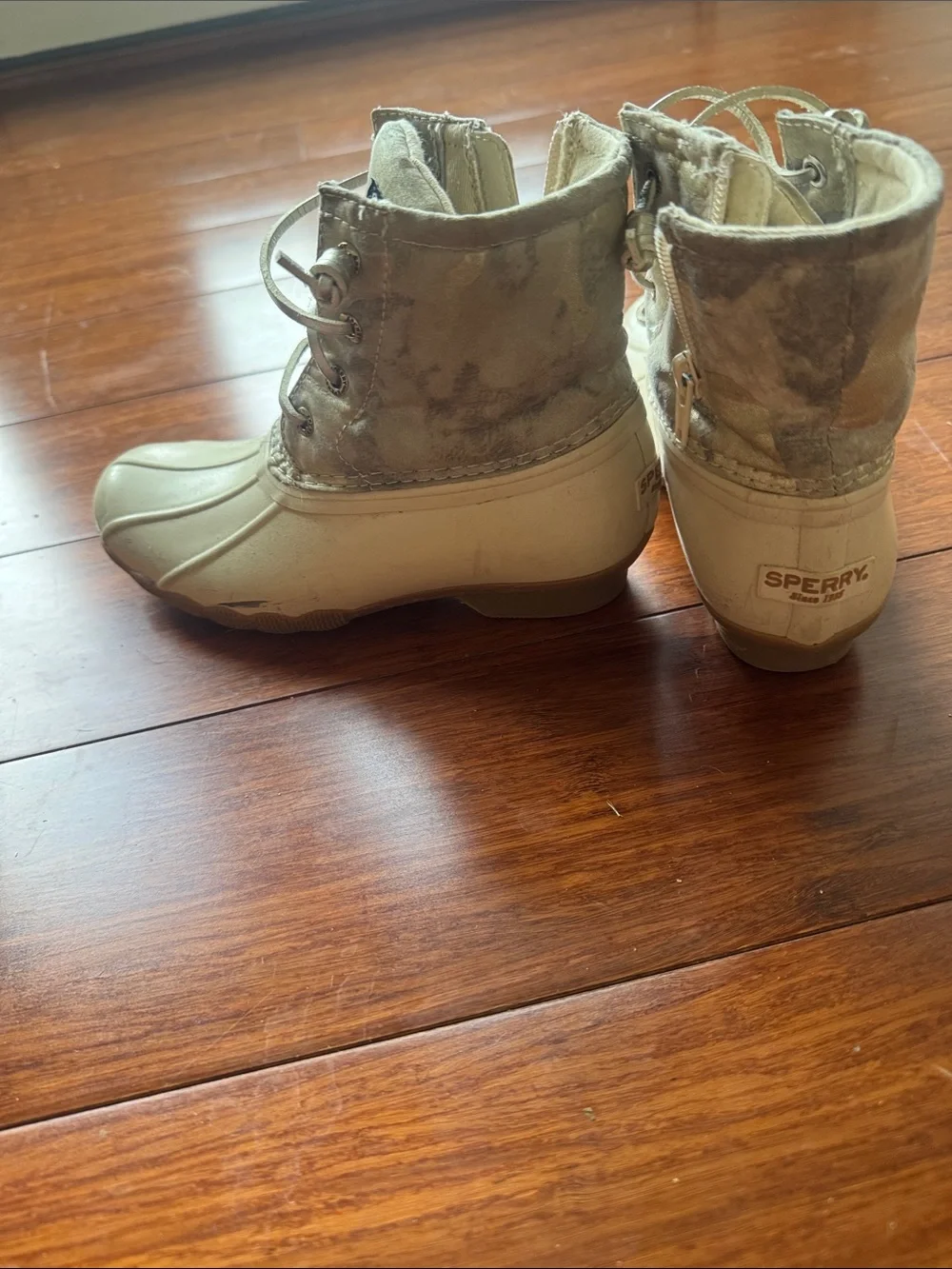 Sperry Two-Tone Beige/Tan Duck Boots with Side Zipper